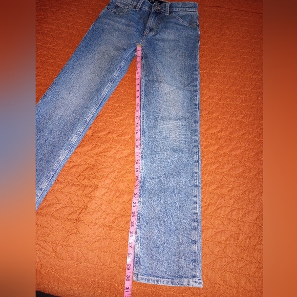 Gap high rise straight leg blue jeans, size 2 - Picture 4 of 6
